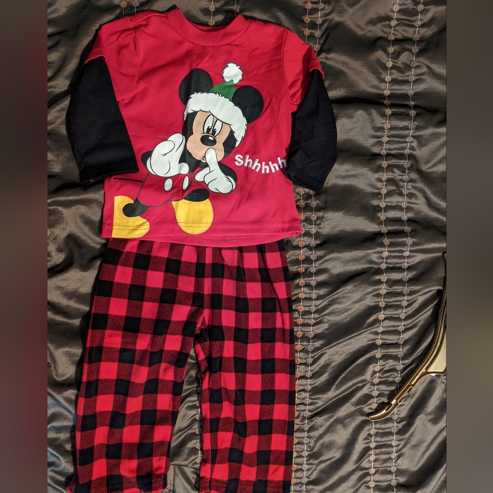 Mickey Mouse Christmas jammies Size 18 months